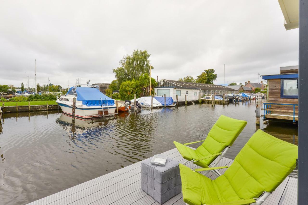 Bright And Comfortable Houseboat Aalsmeer Exterior photo